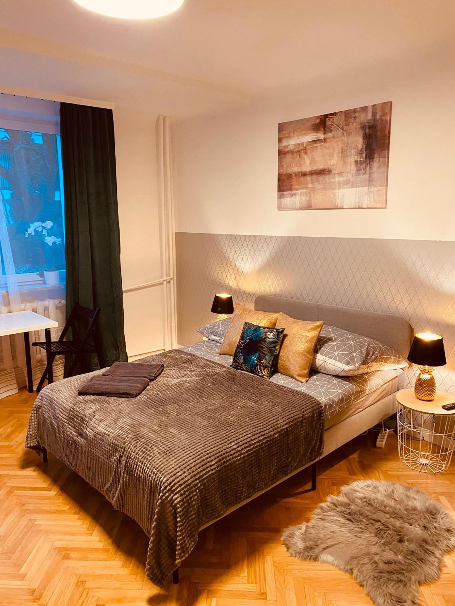 Clicktheflat Karmelicka Apart Rooms Warschau Exterior foto